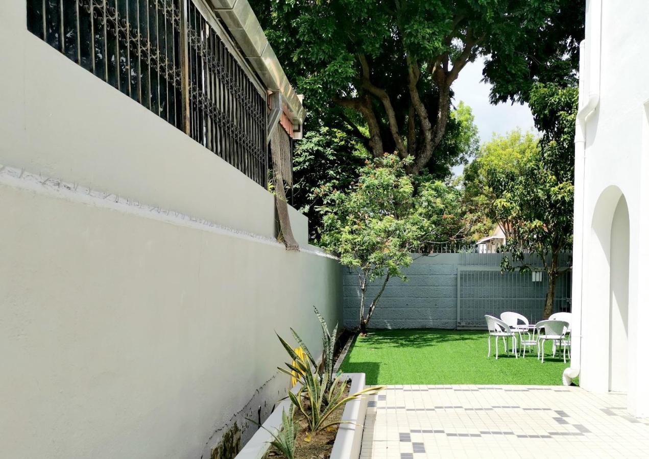 527 Beachhouse L 5 Bedroom With Swimming Pool - 3Min Walk To The Beach 丹绒武雅 外观 照片