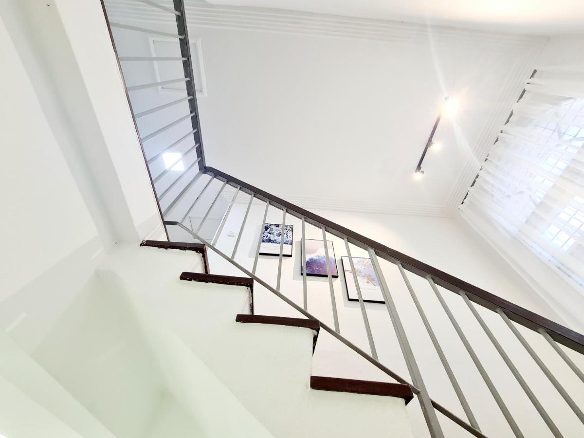 527 Beachhouse L 5 Bedroom With Swimming Pool - 3Min Walk To The Beach 丹绒武雅 外观 照片